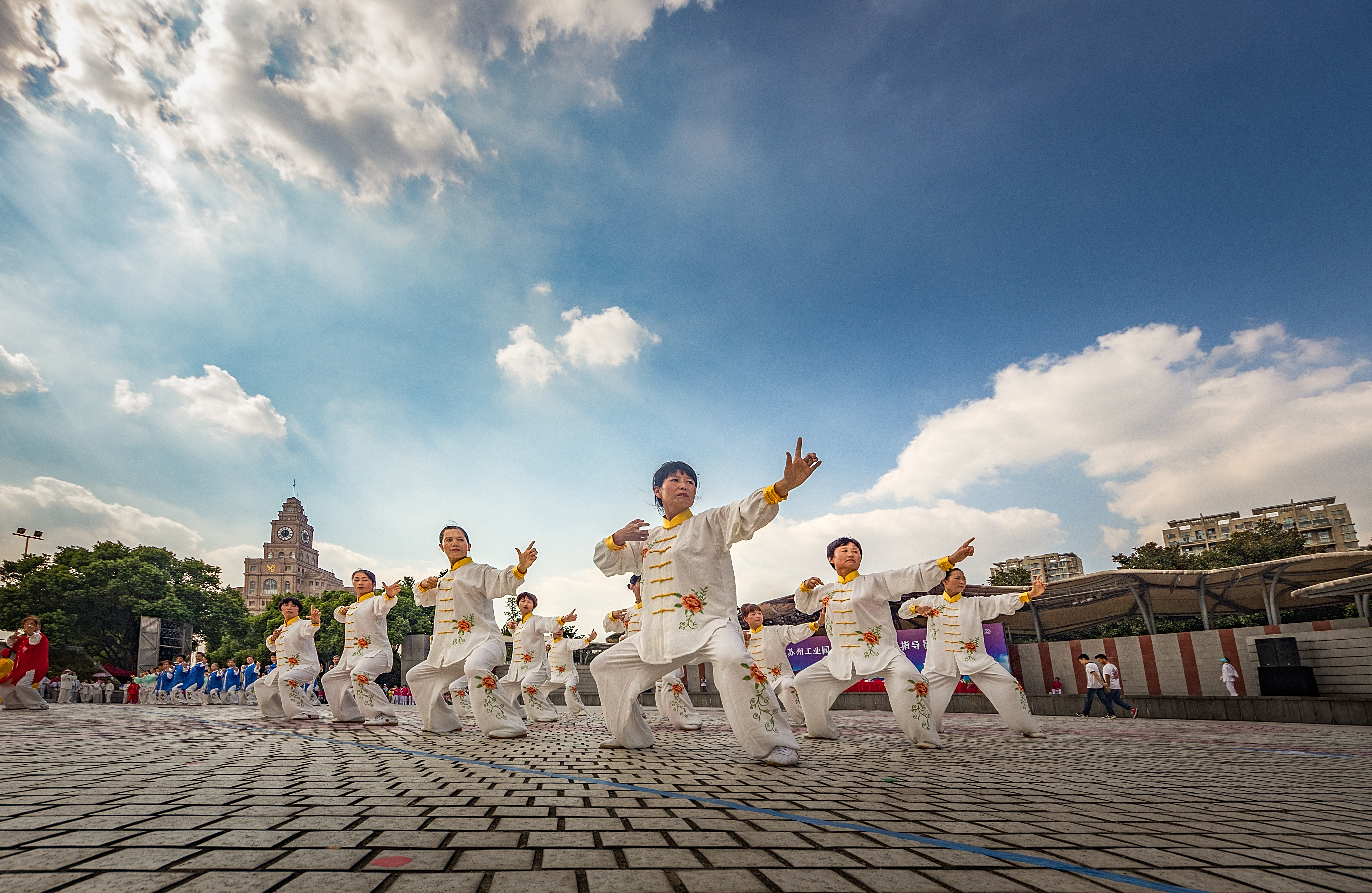 改革開放40年，我身邊的變化 《穩(wěn)》